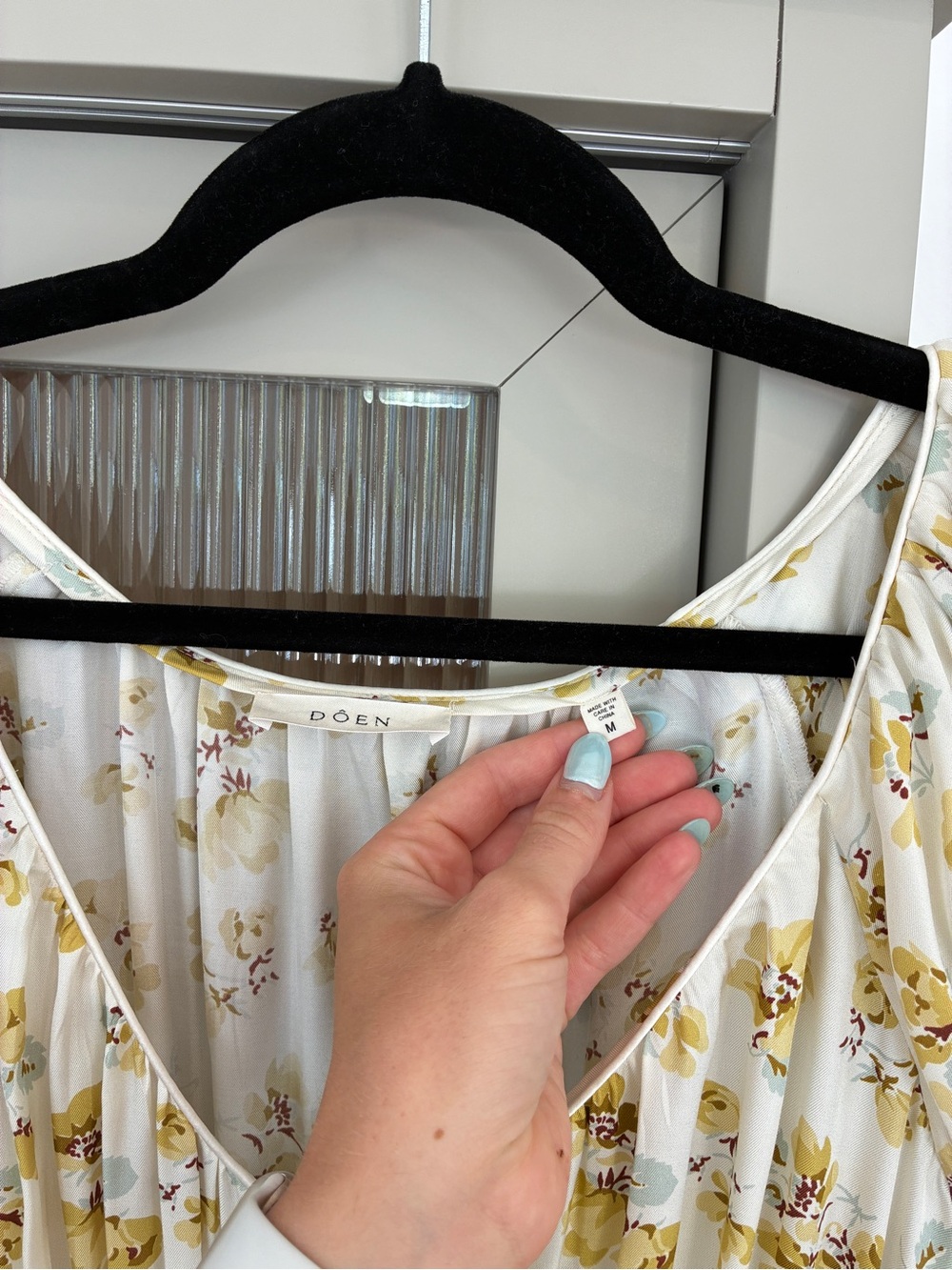 DÔEN Floral Print Puff Sleeve Midi Dress - Picture 2 of 7